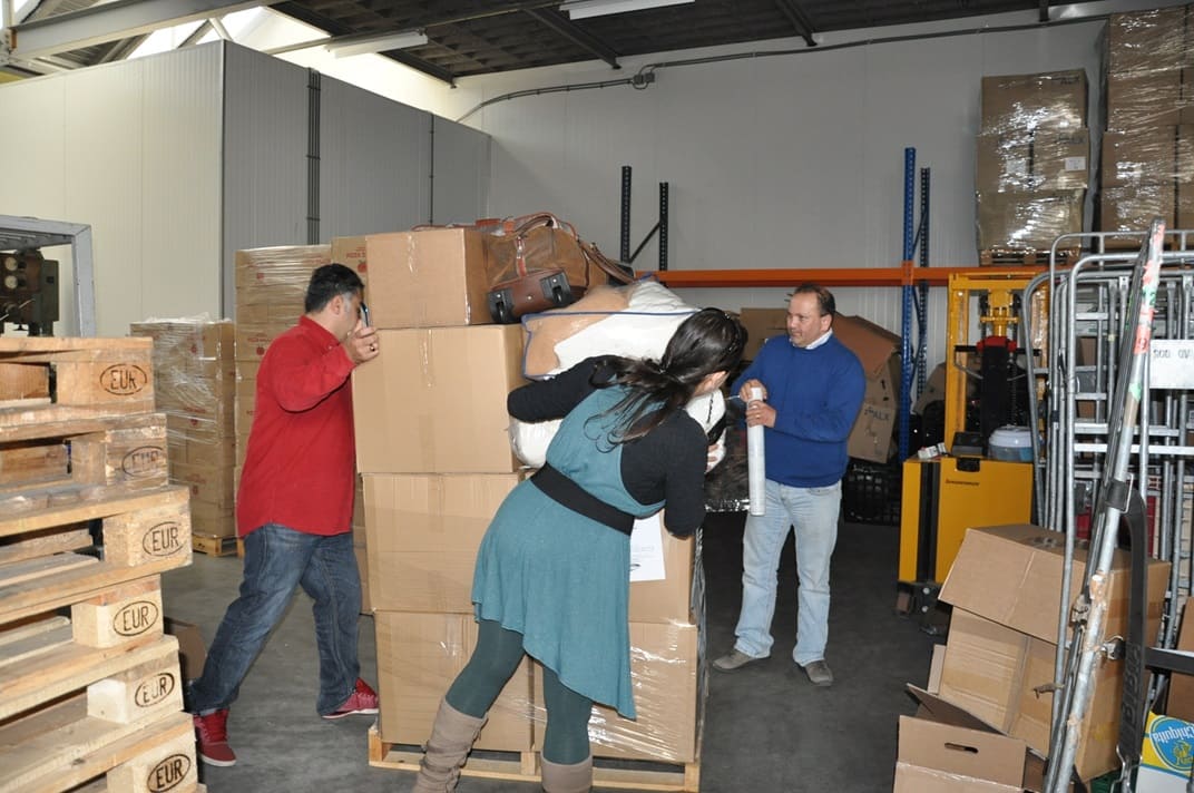 Een Doos Vol Hoop: Stichting SamenSOS in Actie